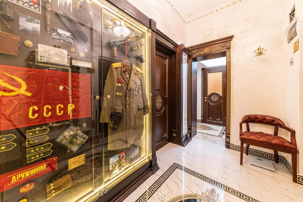 Private Museum Apartment With Antique Decor Bukurešť Exteriér fotografie