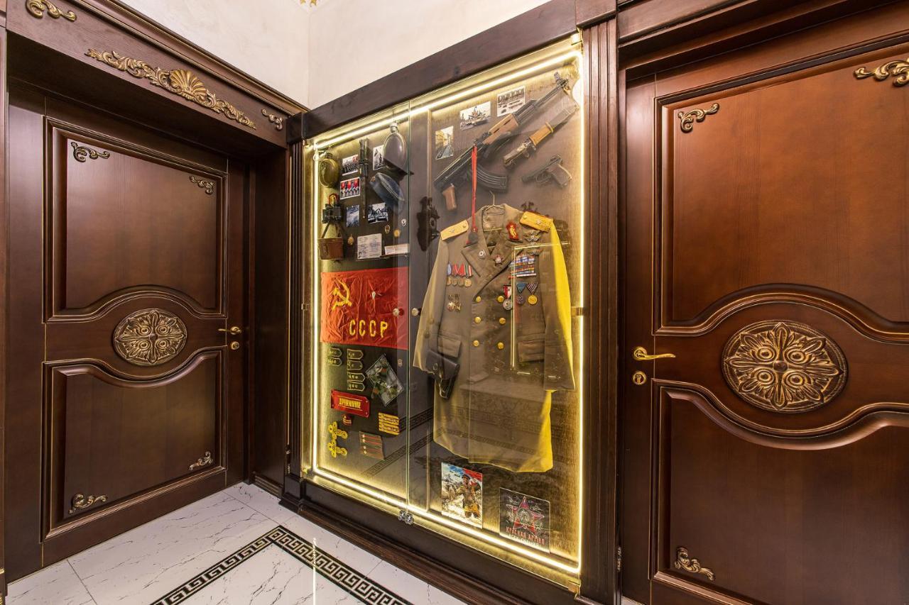 Private Museum Apartment With Antique Decor Bukurešť Exteriér fotografie